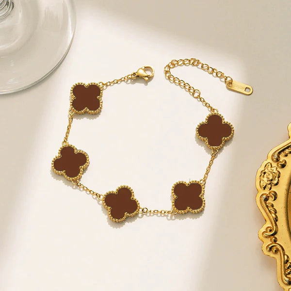 Sienna – Brown Clover Emblem Bracelet