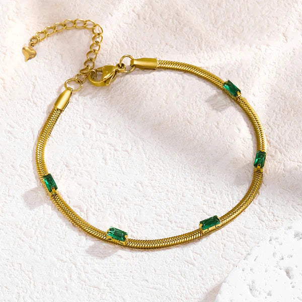 Zeyra Wrap – Emerald Kiss Snake Chain Bracelet