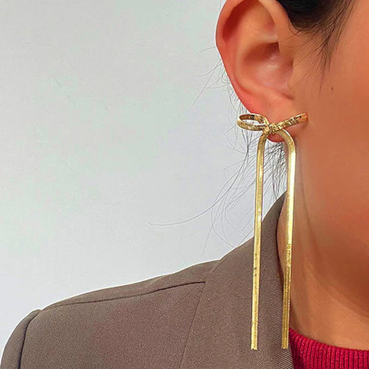 Liora – Golden Ribbon Cascade Earrings