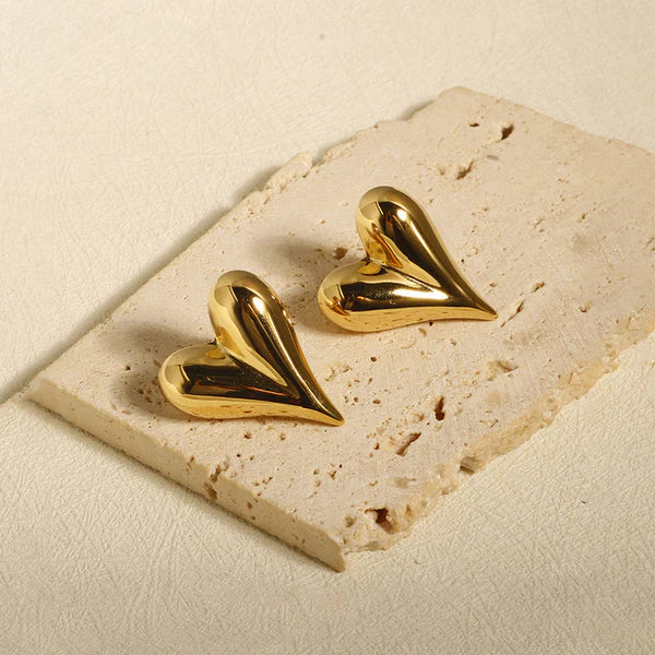 Lyara – Bold Heart Gold Studs