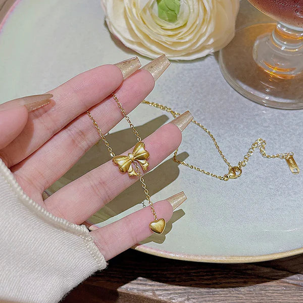 ALORA – Love, Gift-Wrapped