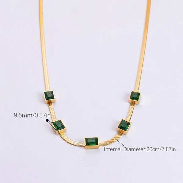 Zarael – Emerald Gold Snake Chain Necklace