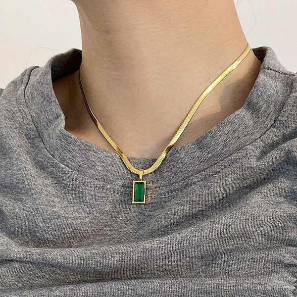 Emeren – Luxe Verde Prism Pendant