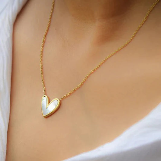 Valoria – The Golden Love Whisper Pendant