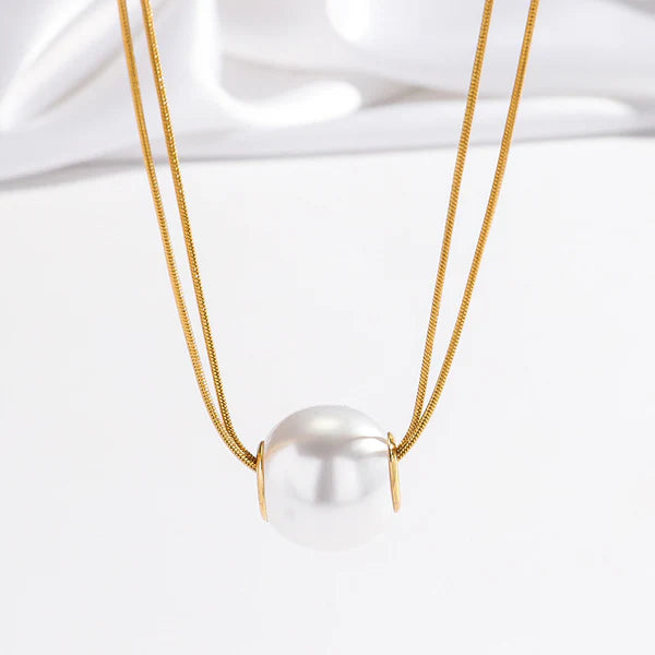 Aurelia – Classic Pearl Chain Pendant