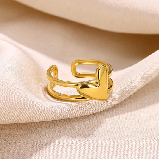 LΓ©a β Heartbeat Adjustable Gold Ring