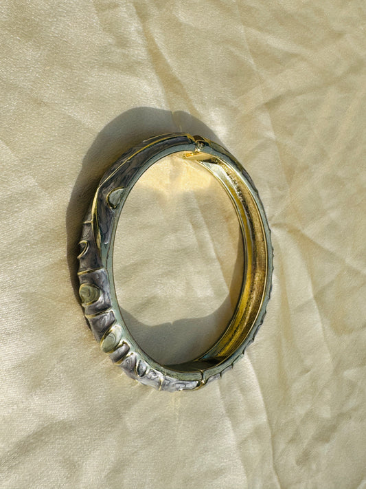ONYX – The Grey Marble Enamel Gold Bangle