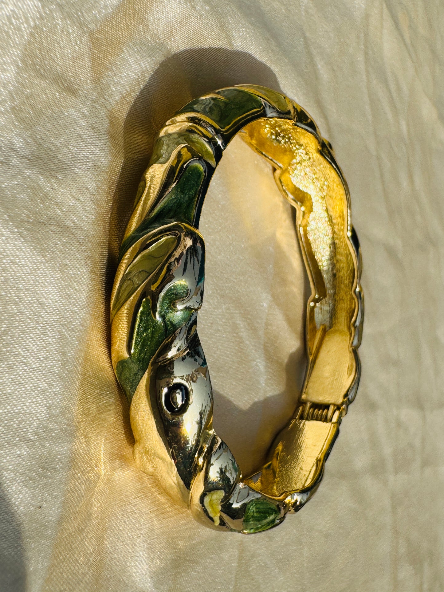 SERENA – The Enamel Fish Sculpted Gold Bangle