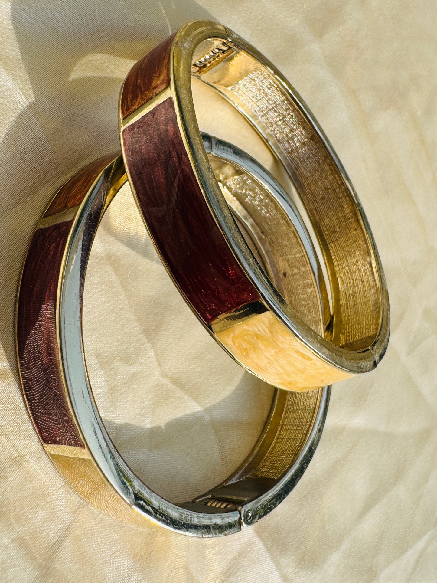 BORDEAUX DUO – The Maroon Enamel Gold Bangle Set (Pair)