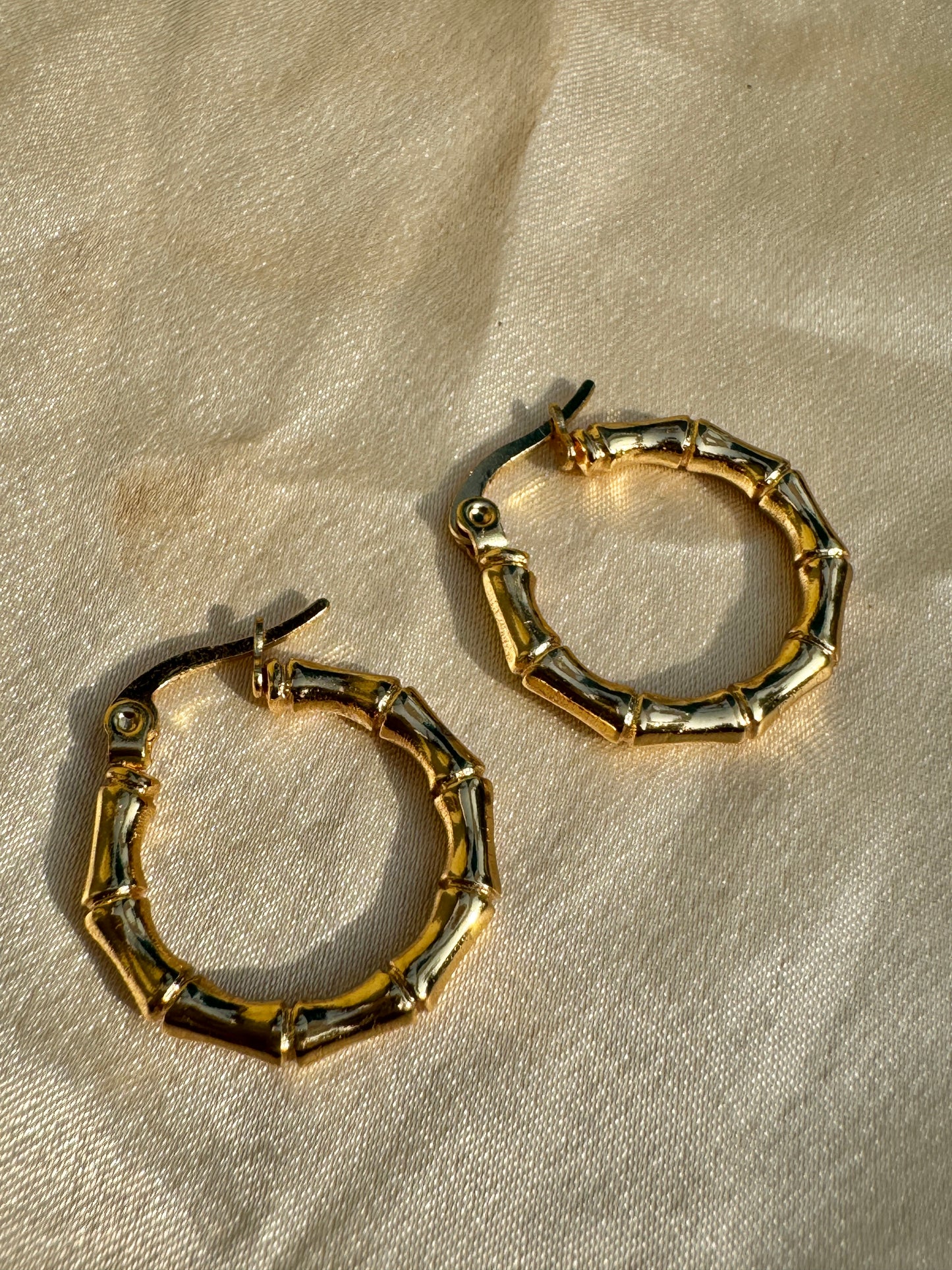 Zyra – Golden Bamboo Hoops