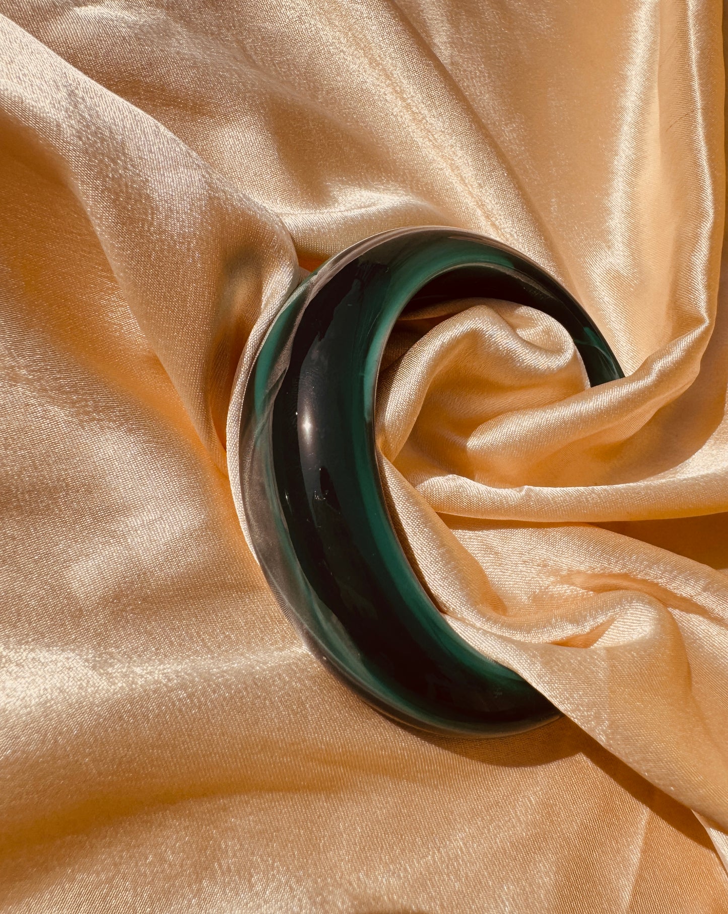 VERENA – The Emerald Allure