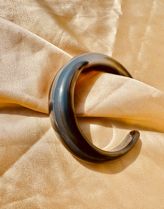 NOIRE – The Midnight Curve