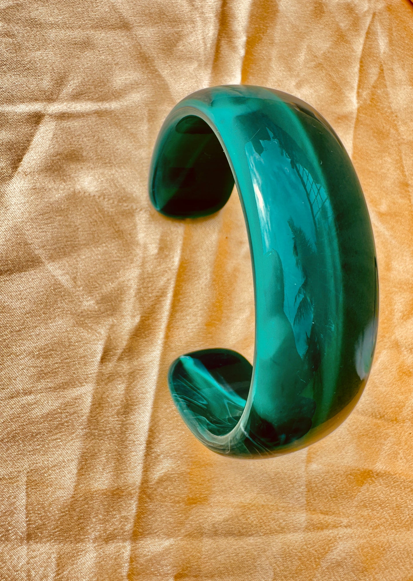 ESMERA – The Emerald Enigma