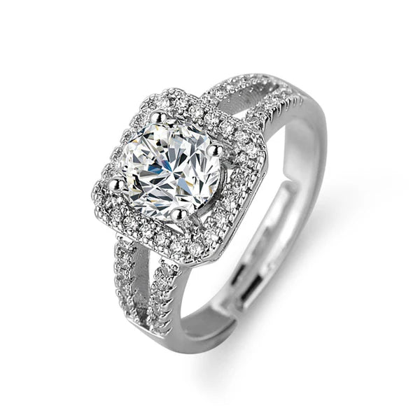 Aria Luxe – Silver Solitaire Spark Ring