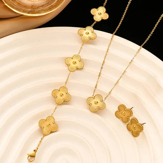 Zeraphine – Clover Charm Radiance Set