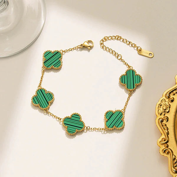 Emeralda – Lucky Green Clover Chain Bracelet