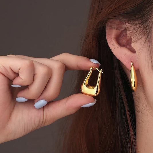 VÉRA – The Power Hoop