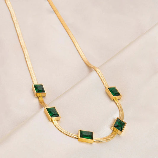 Zarael – Emerald Gold Snake Chain Necklace