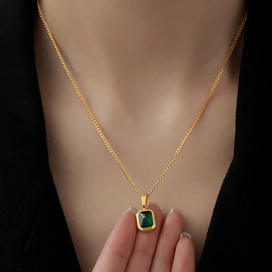 Emeralyn – Green Luxe Prism Pendant