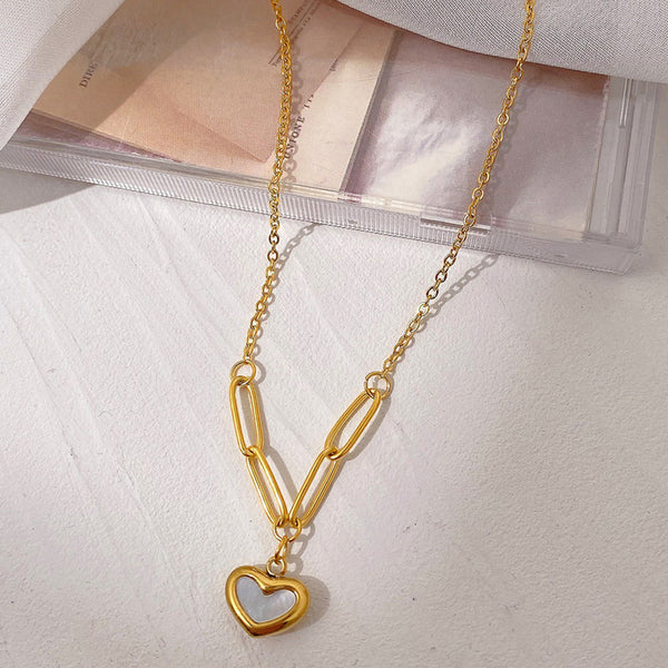 Liora – Golden Heart Drape Pendant