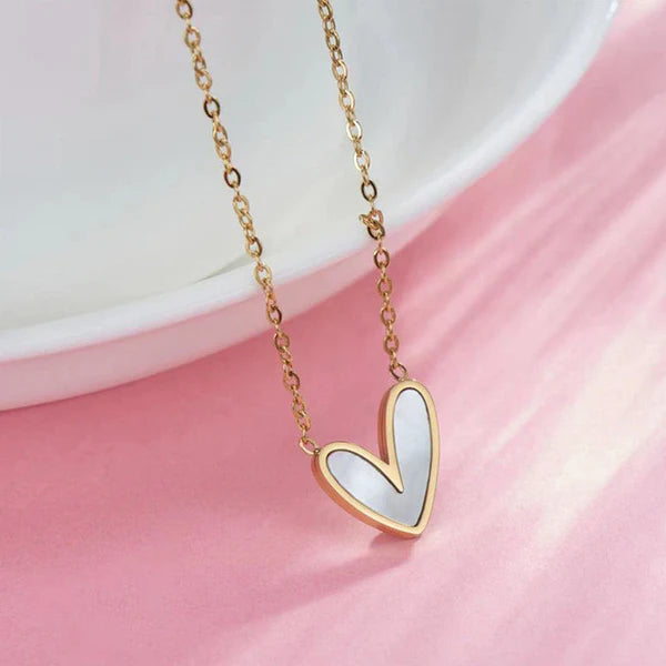 Valoria – The Golden Love Whisper Pendant