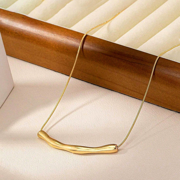 Arc Chain Necklace