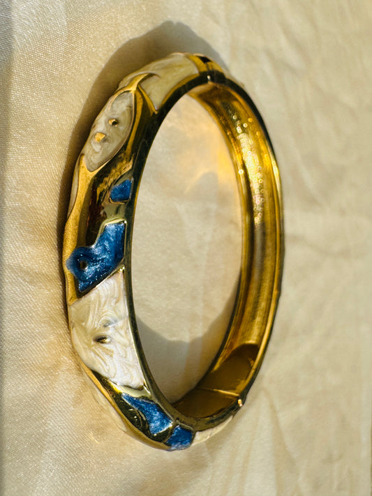 LUNARA – The Celestial Enamel Gold Bangle