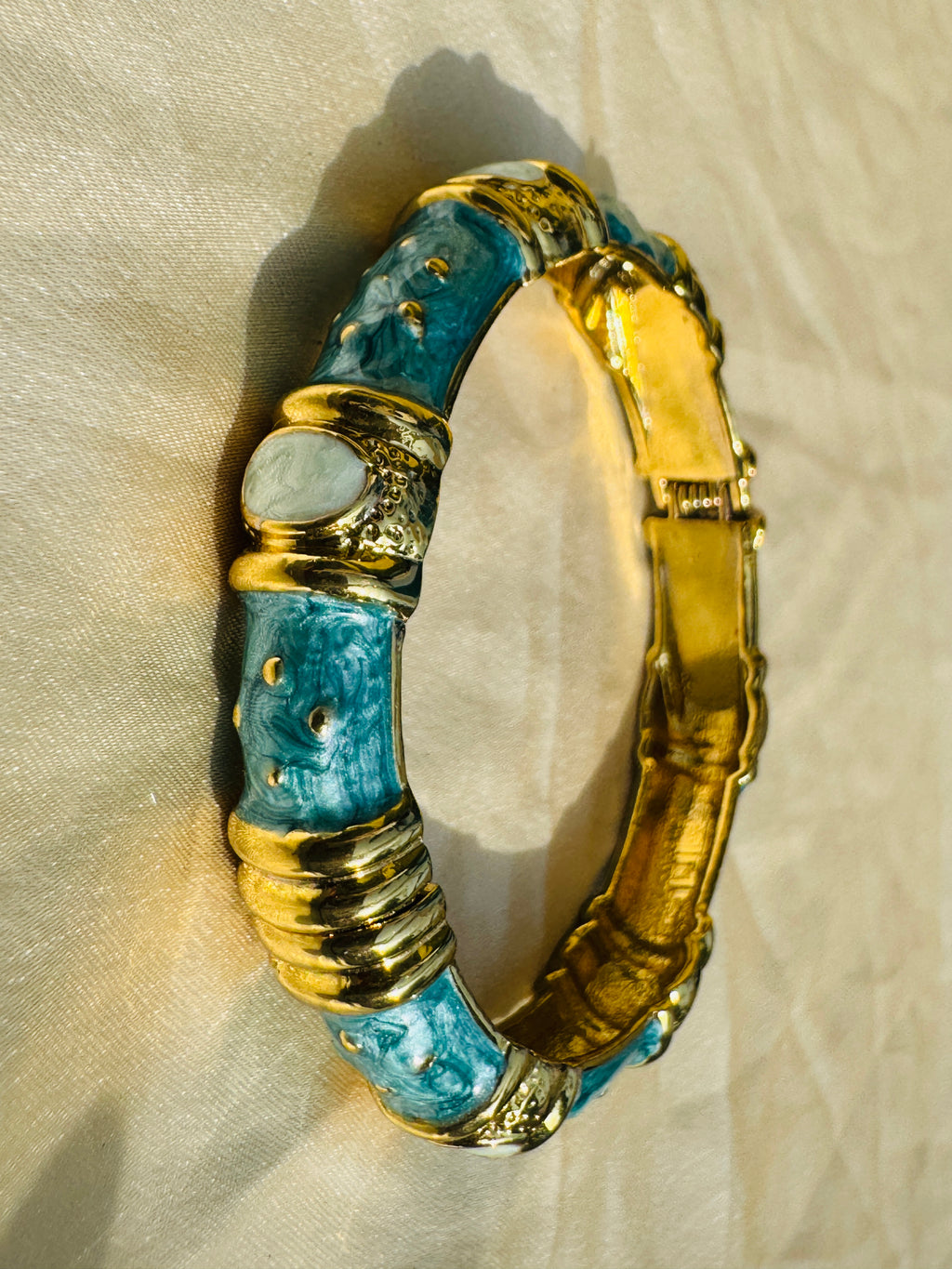 AZURA – The Ocean Enamel Gold Bangle