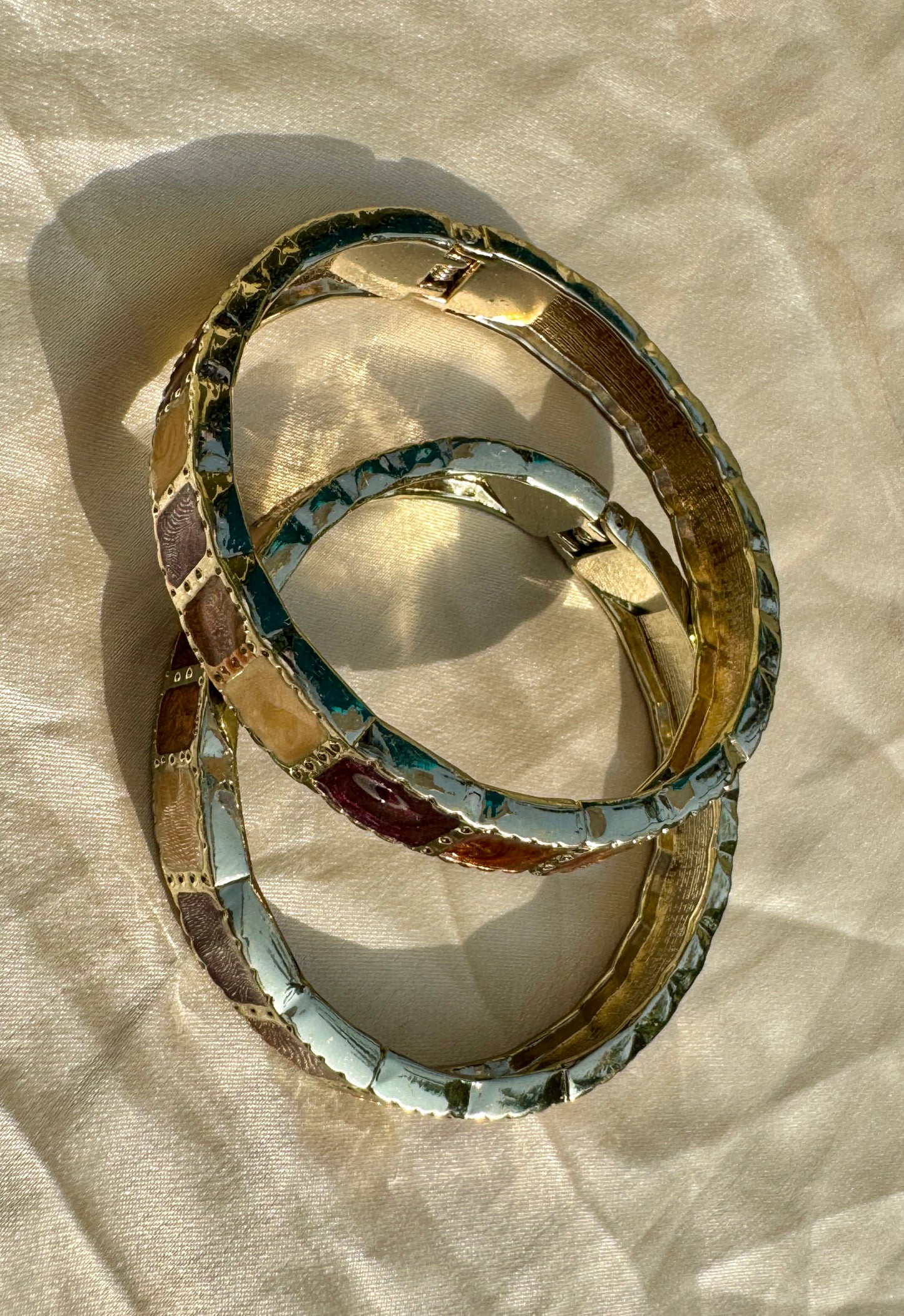 MOSAIQUE DUO – The Multi-Tone Enamel Gold Bangle Set (Pair)