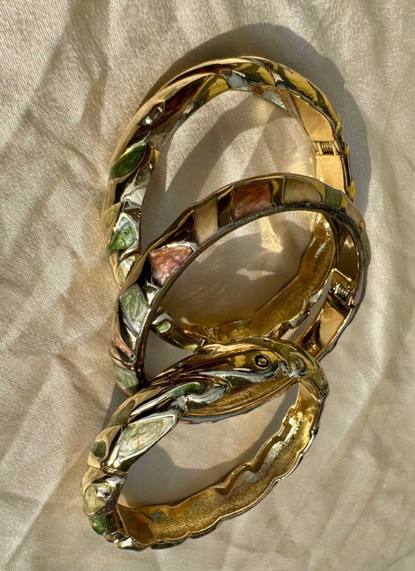 TERRA AURORA TRIO – The Earth-Toned Enamel Gold Bangle Set (3 Pc)