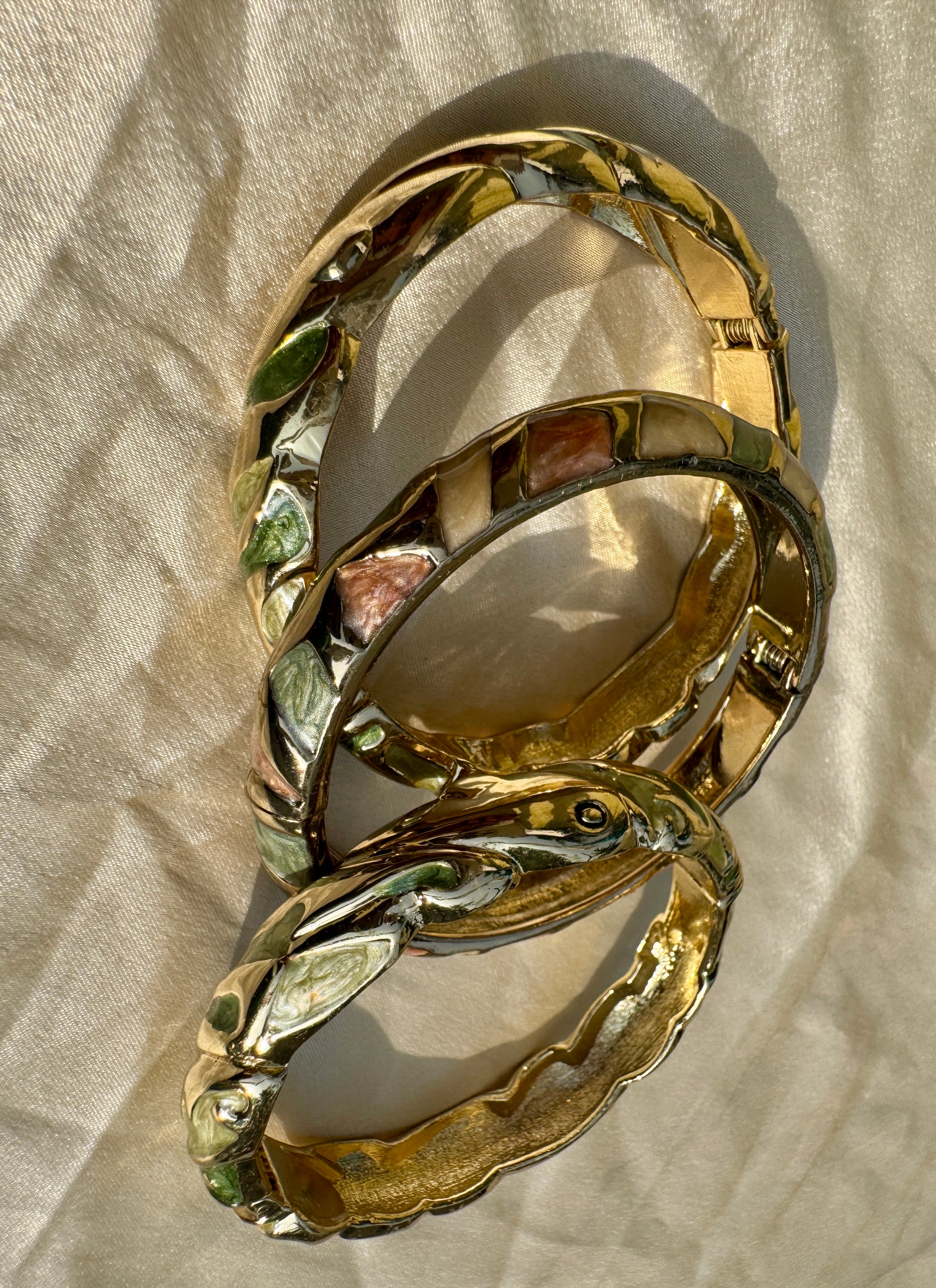 TERRA AURORA TRIO – The Earth-Toned Enamel Gold Bangle Set (3 Pc)