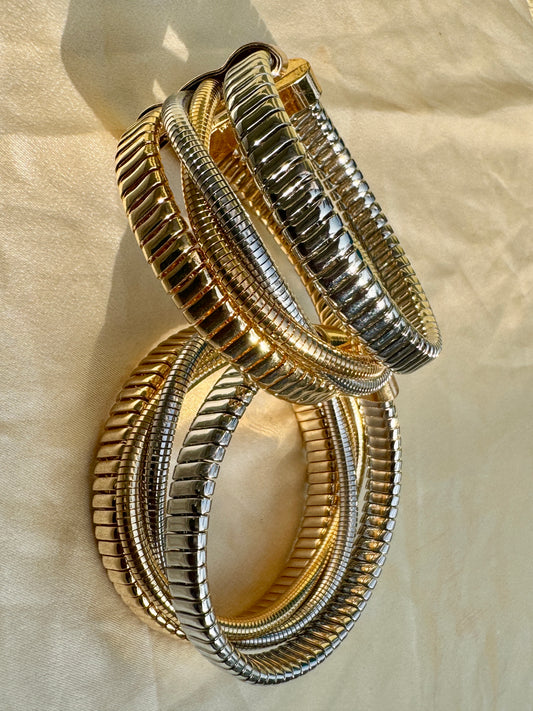 CYREN – The Sculpted Dual-Metal Coil Cuff