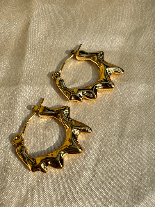 Kaia – Molten Wave Hoops