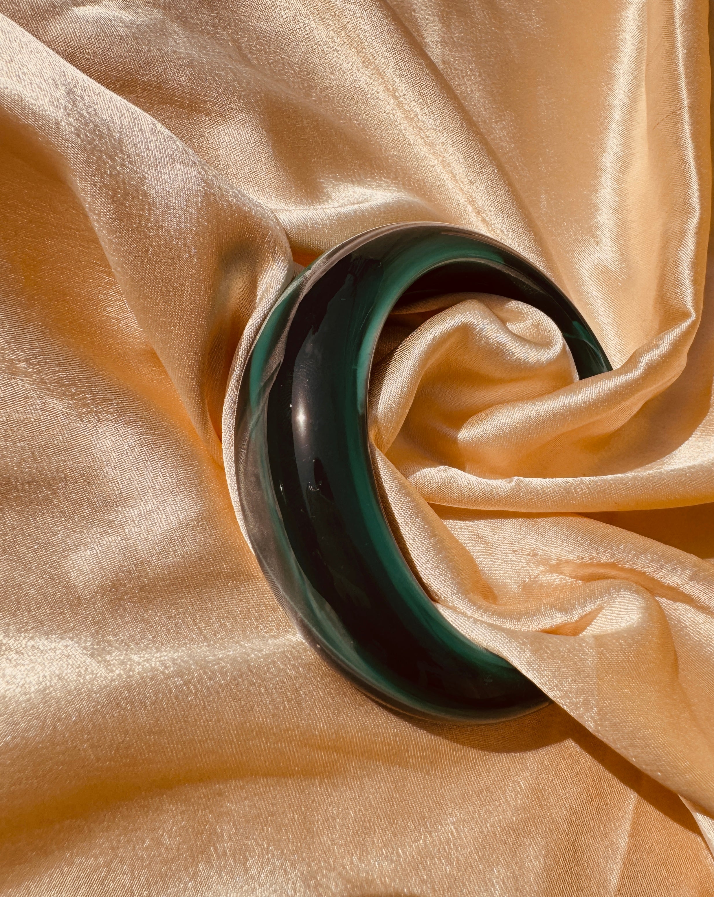 VERENA – The Emerald Allure