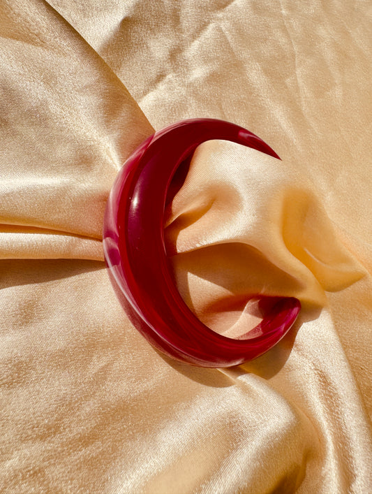 SCARLETTA – The Crimson Muse