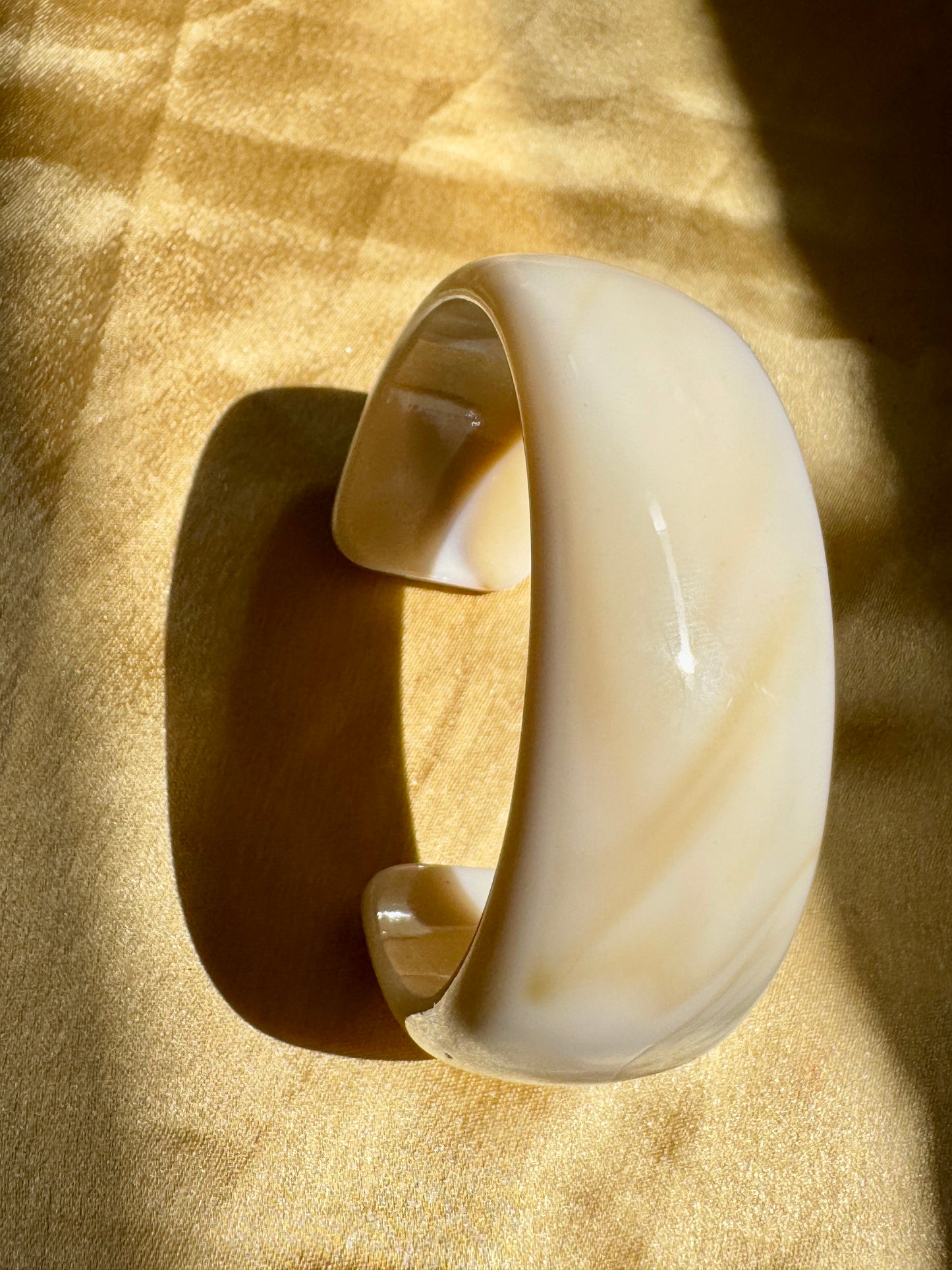 LYRISA – The Ivory Mirage