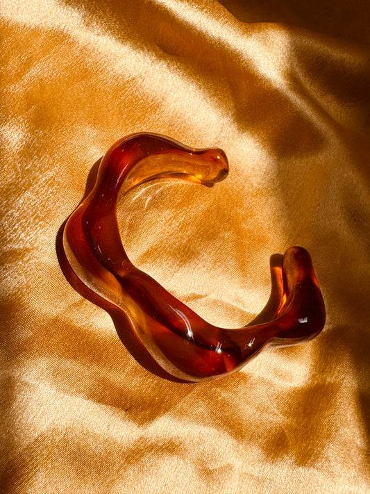 SOLARA WAVE – The Golden Ember