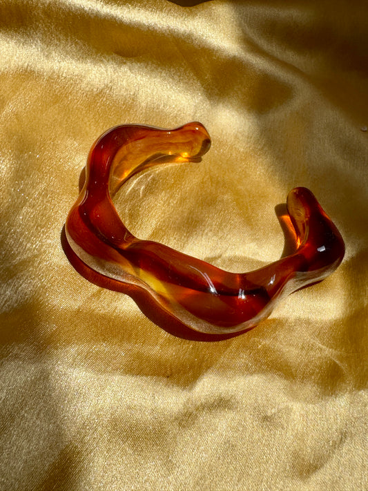 SOLARA WAVE – The Golden Ember