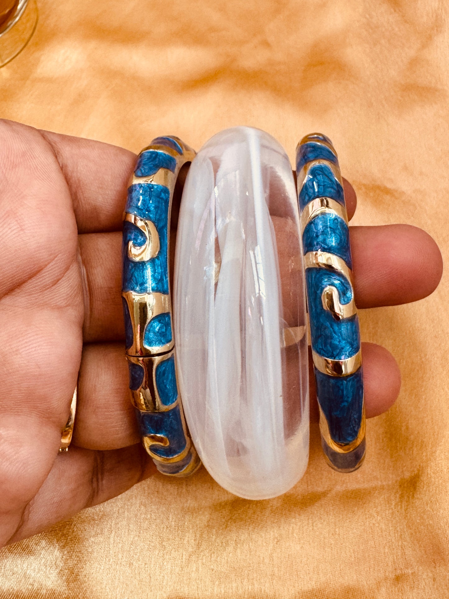 CELESTE TIDE TRIO – Blue Enamel & Frosted White Resin Bangle Stack