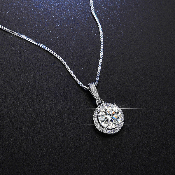 Celestia – Silver Solitaire Sparkle Pendant