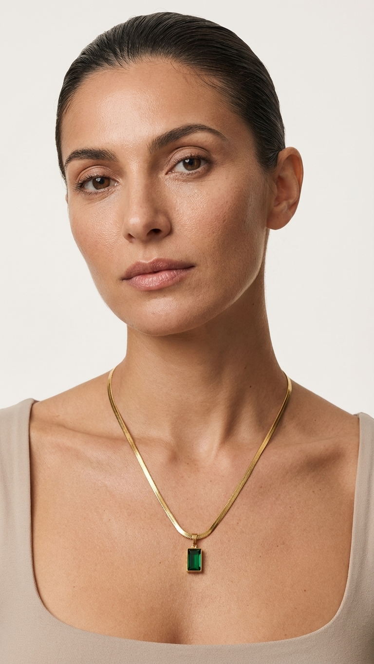 Emeren – Luxe Verde Prism Pendant