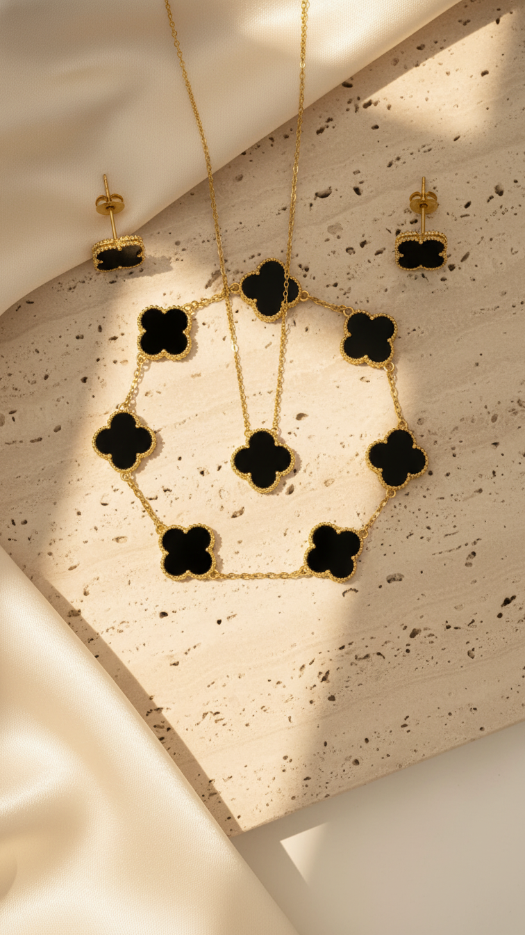 ÉLANORE – The Noir Clover Luxe Set