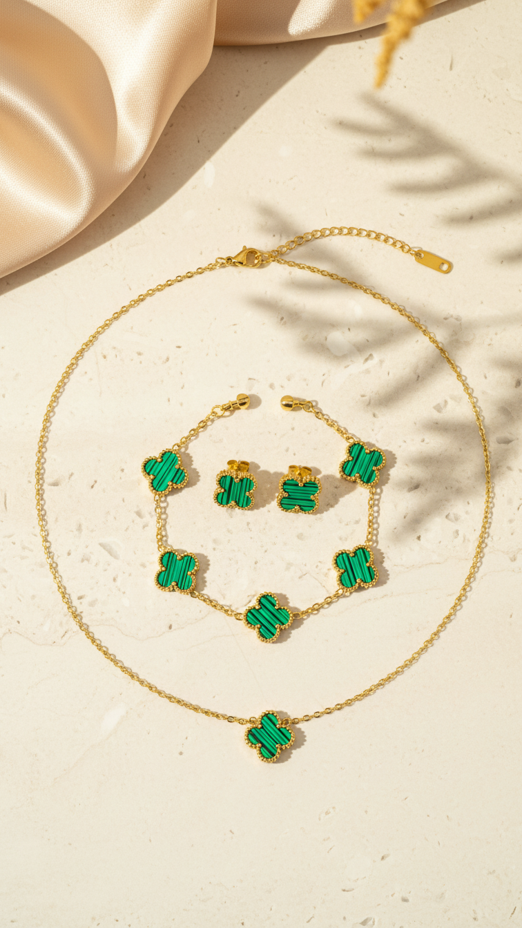 Emeralda – Green Clover Charm Set
