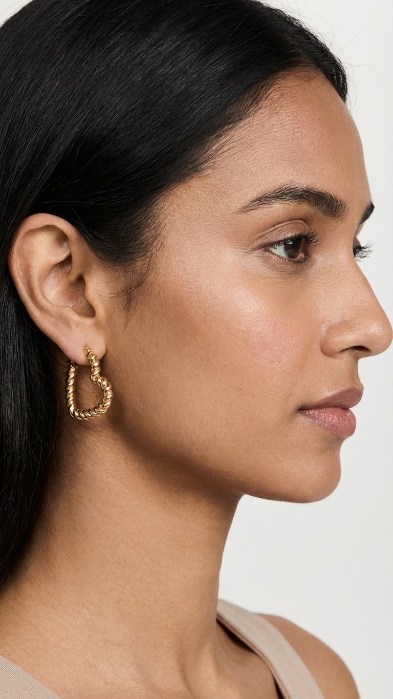 LOVERA – The Twisted Heart Hoops