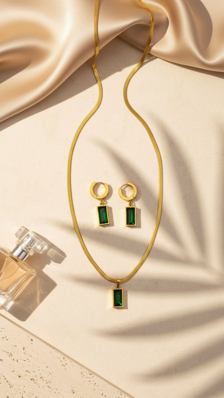 Verdeya – Emerald Radiance Pendant Set