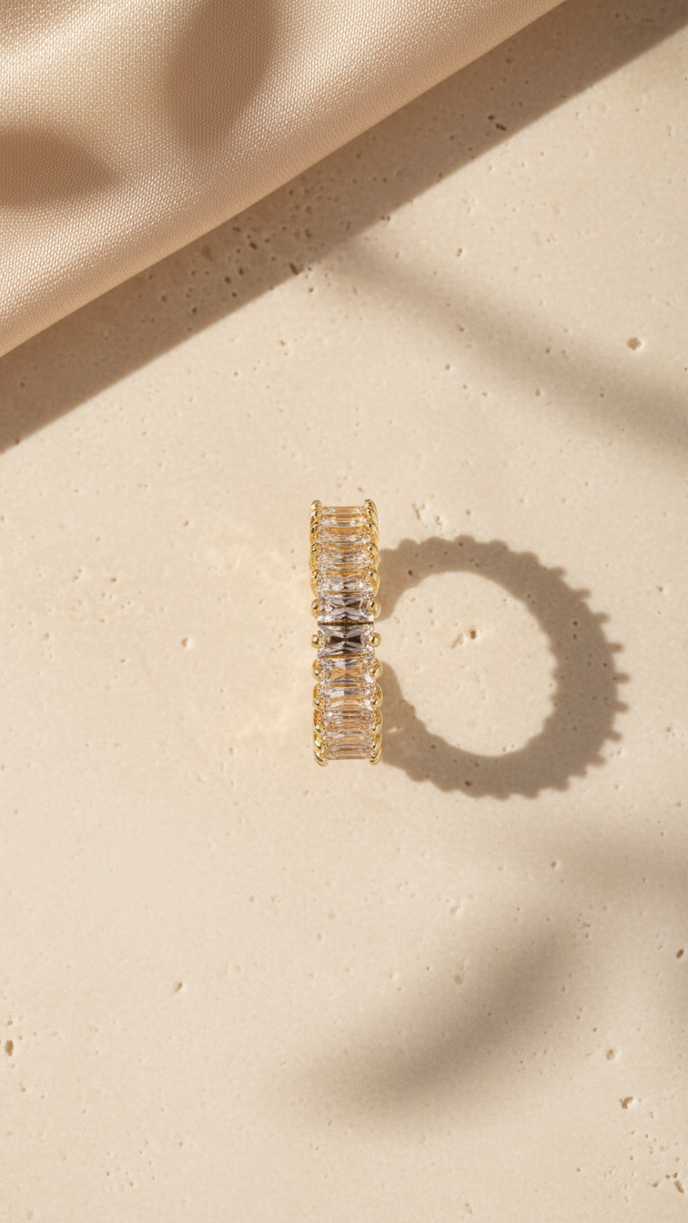 LUMINA – The White Gold Curve