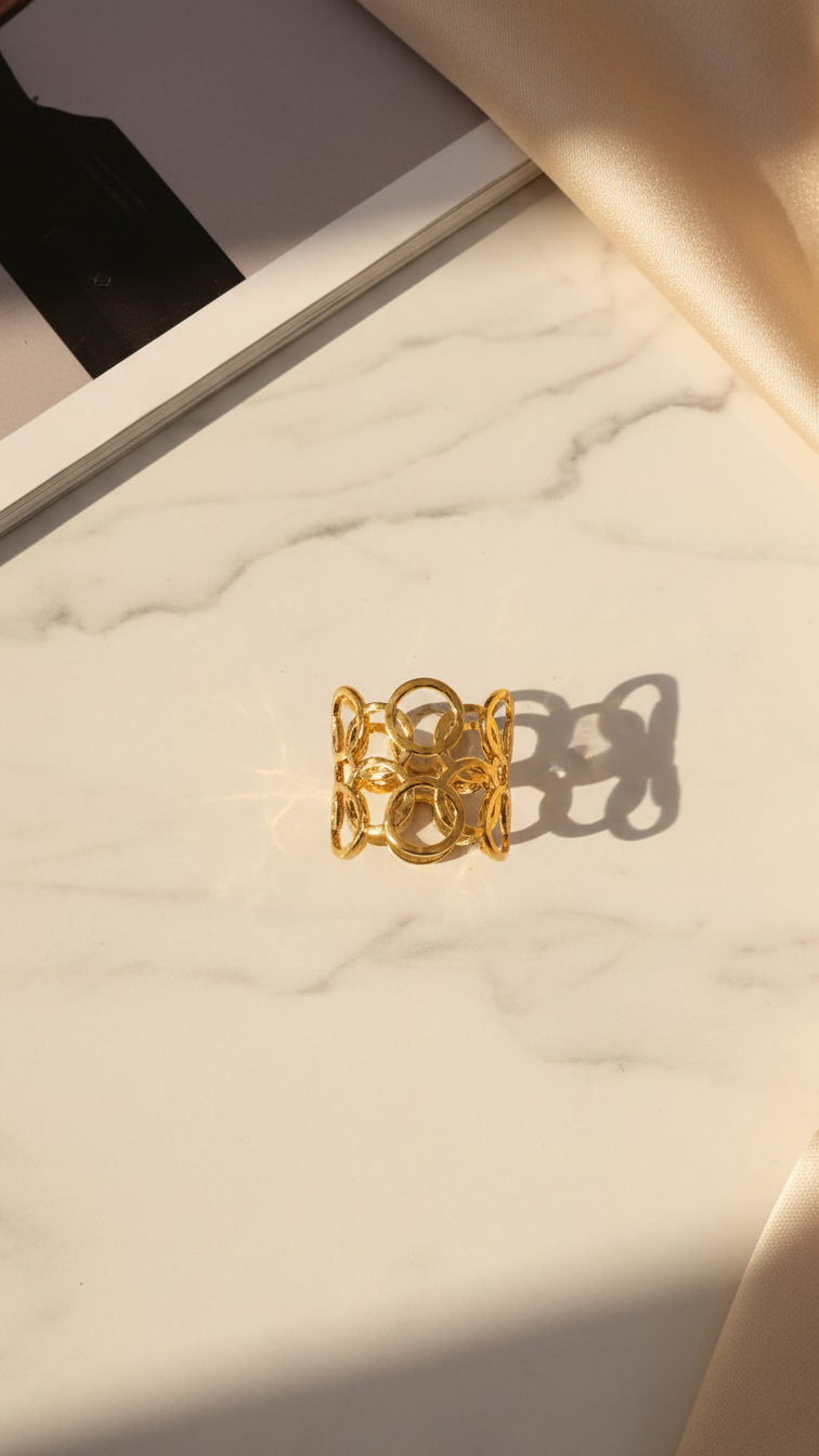 Orla – Gold Ripple Statement Ring