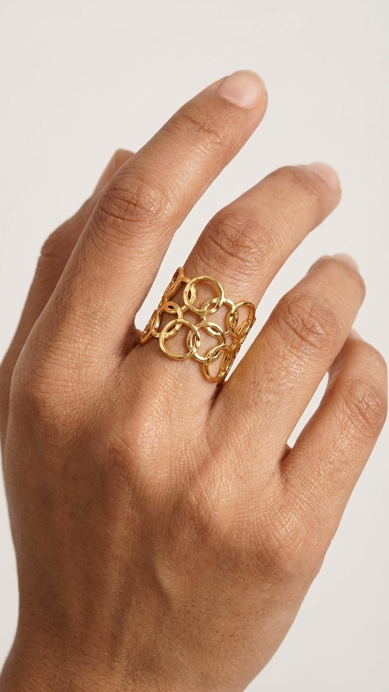 Orla – Gold Ripple Statement Ring