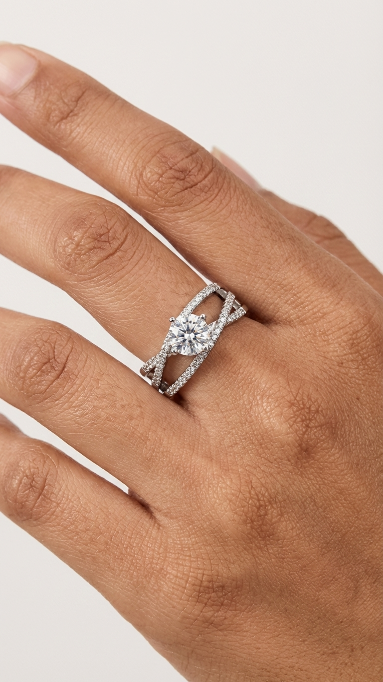 Celeste – Silver Radiant Cross Band Ring
