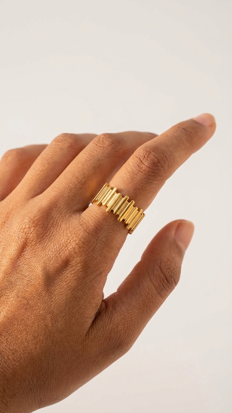 Vexa – Bold Textured Adjustable Ring
